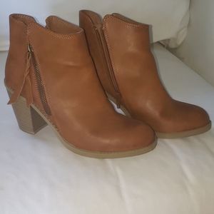 American Rag Arabaxter Booties